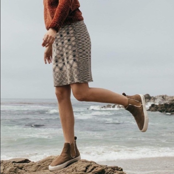 seavees chelsea boot